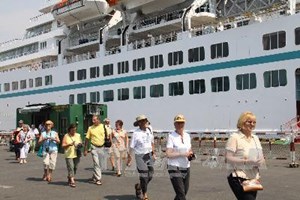 Saigontourist liên tục đón tàu biển cao cấp đến Việt Nam