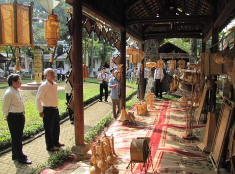Festival nghề truyền thống Huế 2015: Tinh hoa nghề Việt