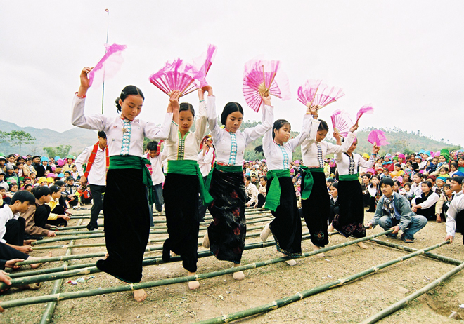 Lần đầu tiên tổ chức Ngày hội Văn hóa dân tộc Thái