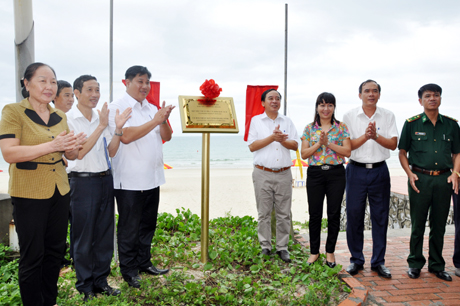 Quảng Ninh: Bãi tắm đầu tiên được công nhận là Bãi tắm du lịch theo quy chế mới