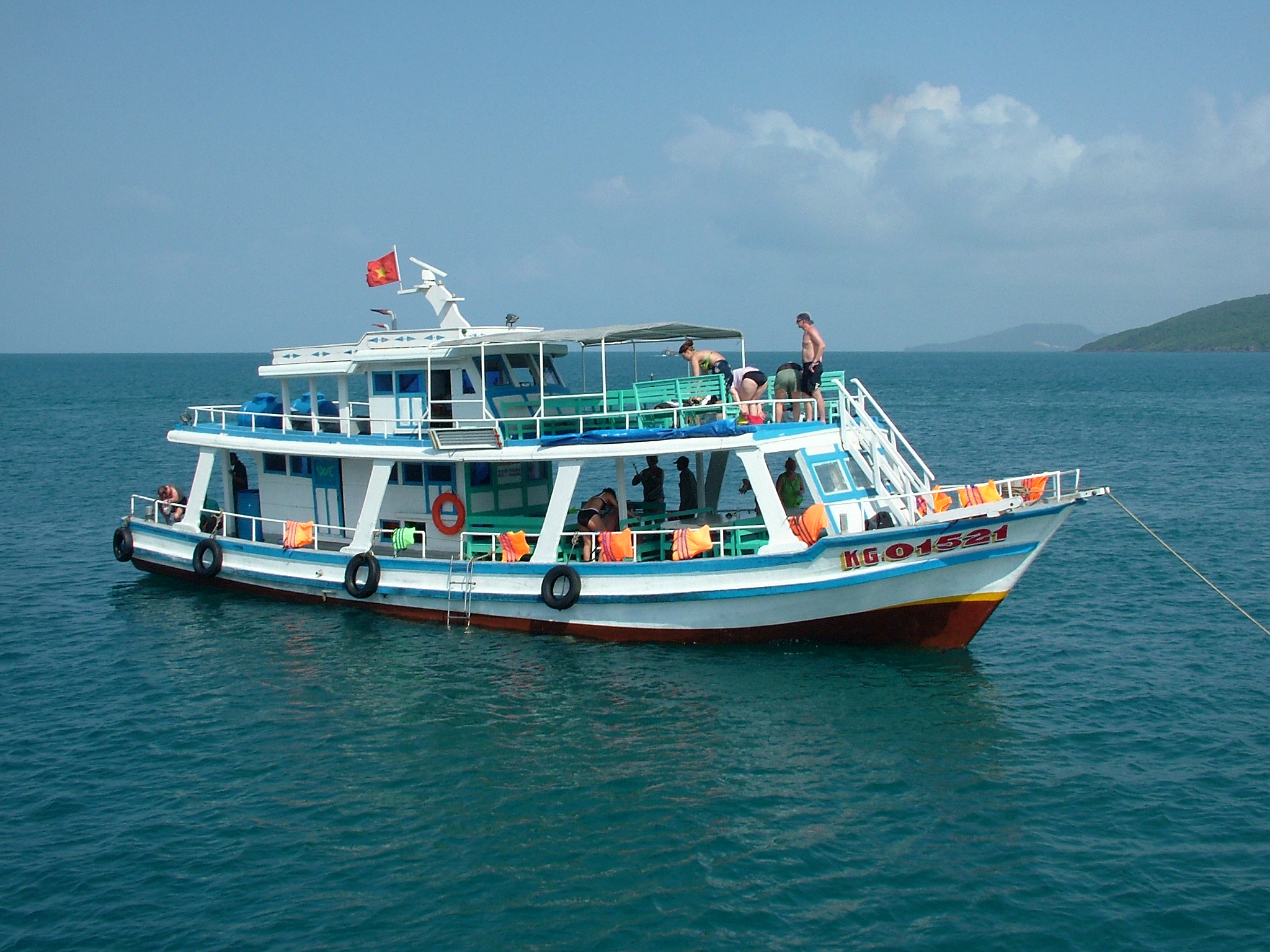 Kiên Giang quản lý chặt các tàu chở khách ra đảo trong mùa mưa