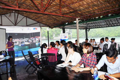 Quảng Ninh tập huấn nâng cao nhận thức về du lịch có trách nhiệm cho cộng đồng