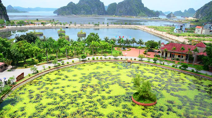 Cao Sơn Lưu Thủy (Quảng Ninh) - Đảo xanh giữa lòng phố mỏ