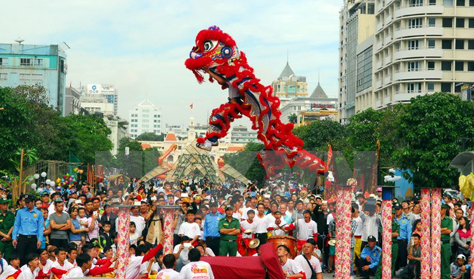 TP. Hồ Chí Minh: Tưng bừng Liên hoan lân-sư-rồng trên Phố đi bộ Nguyễn Huệ