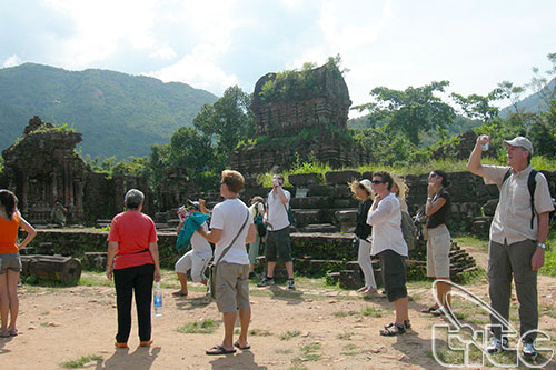 International visitors to Viet Nam in August keeps growing strongly