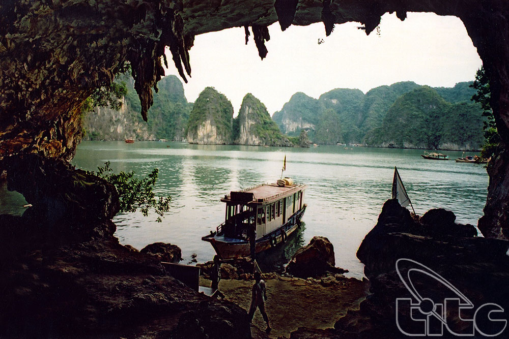 23 newly discovered caves in Ha Long Bay to be named