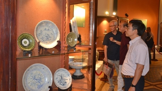 Près de 150 antiquités exposées à Ho Chi Minh-Ville