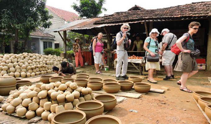 A glimpse of Thanh Ha pottery village in Quang Nam