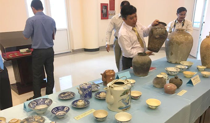 Hiến tặng hơn 370 cổ vật cho Bảo tàng tỉnh Rịa-Vũng Tàu