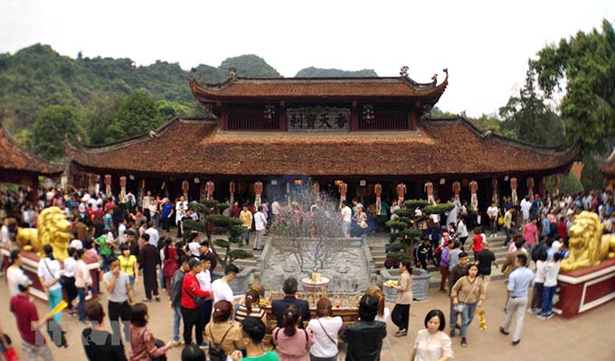 Lễ hội Chùa Hương 2019 thu hút hơn một triệu du khách