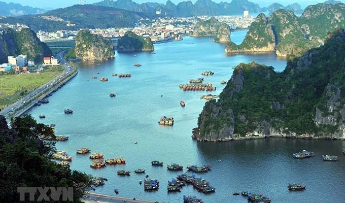 Xây dựng Quảng Ninh trở thành trung tâm du lịch quốc tế