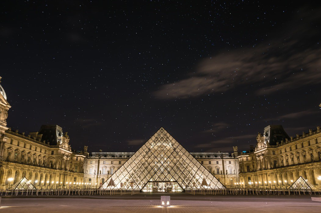 Miễn phí tham quan online, bảo tàng Louvre nổi tiếng của Pháp tạo ra giao diện thực tế ảo cho du khách khám phá