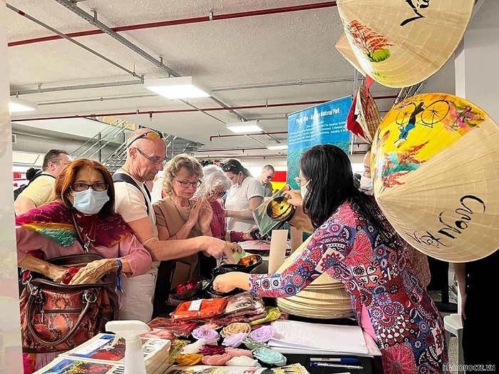 Việt Nam tham gia Hội chợ văn hóa và ẩm thực quốc tế tại Brazil
