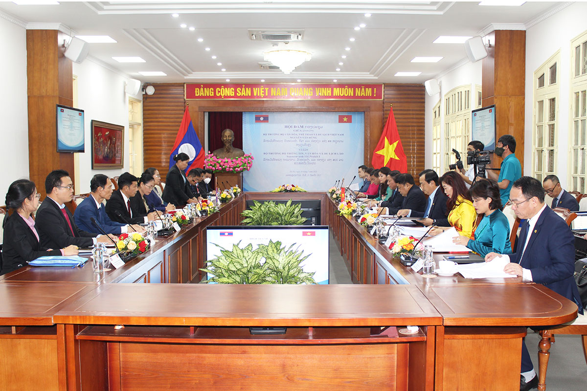 Strengthening Vietnam - Laos cooperation in culture, sports and tourism