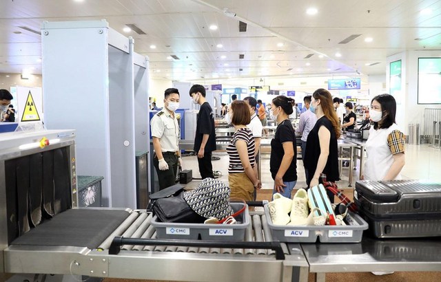 Viet Nam to tighten aviation security during national holidays