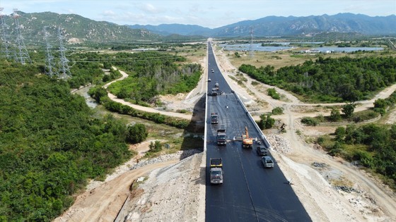 Vinh Hao – Phan Thiet – Dau Giay Expressway to open to traffic at end of April