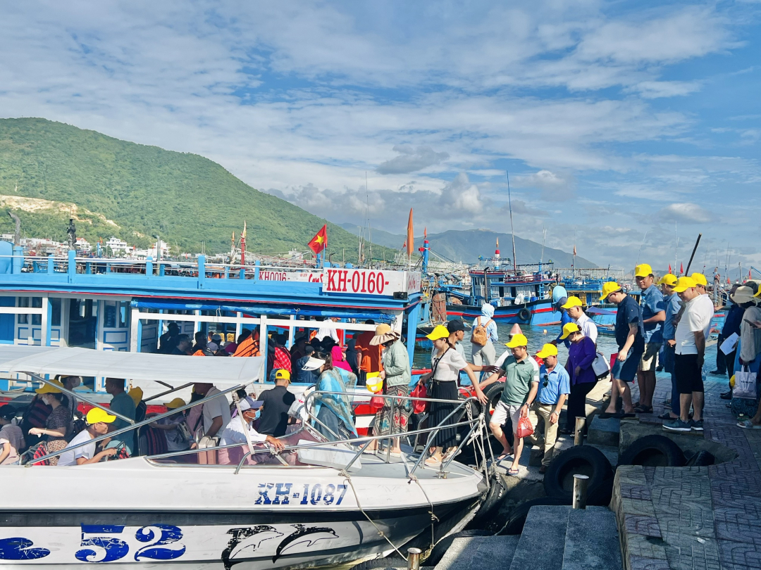 Cần tăng cường công tác quản lý bến tàu du lịch Nha Trang - Khánh Hòa