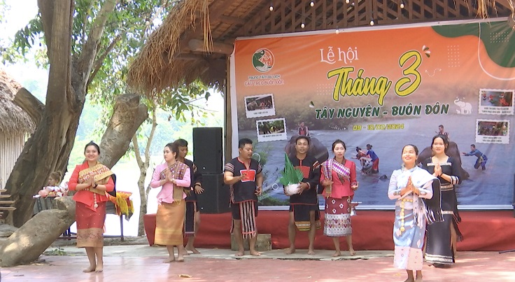 Cộng đồng người Lào ở Đắk Lắk phát triển du lịch từ văn hóa bản địa