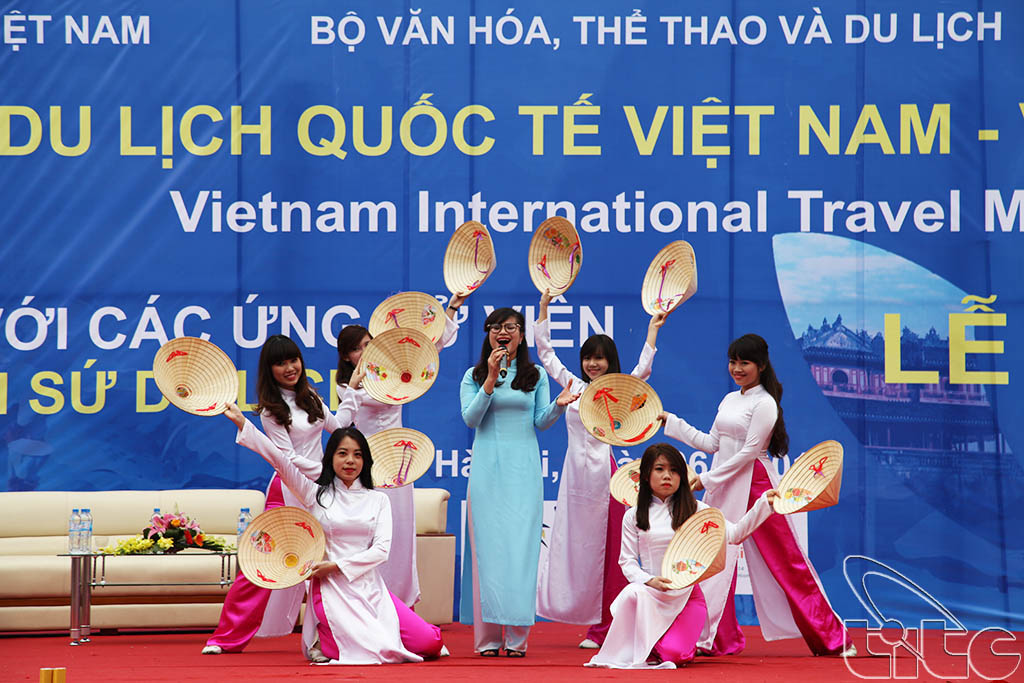 Cérémonie de clôture de la Foire internationale du Tourisme du Vietnam – VITM Ha Noi 2014