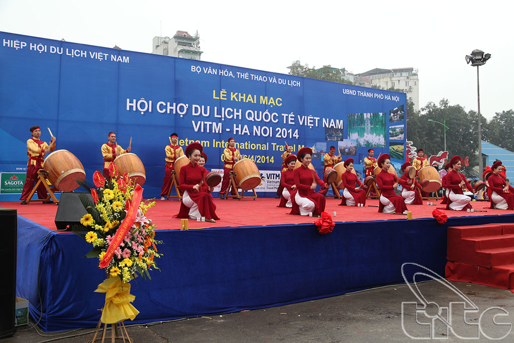 Cérémonie d’ouverture de la Foire internationale du Tourisme du Vietnam – VITM Ha Noi 2014