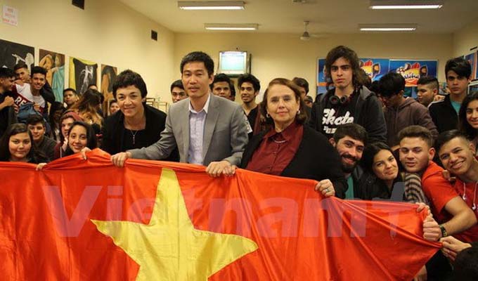 越南形象推介活动在阿根廷举行