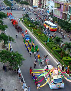 Street carnival in Phu Yen opens