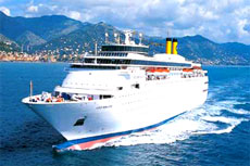 Cruise ships bring 5,000 passengers to HCMC 