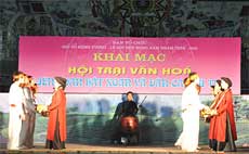 Xoan singing and Phu Tho folklore festival opens 