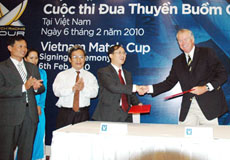 Ký kết hợp tác tổ chức cuộc đua thuyền buồm quốc tế “Vietnam Match Cup”