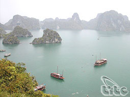 Quảng Ninh phát triển du lịch gắn với bảo tồn, phát huy các giá trị văn hóa