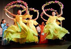 Liên hoan Ca múa nhạc Việt Nam-Lào-Campuchia 