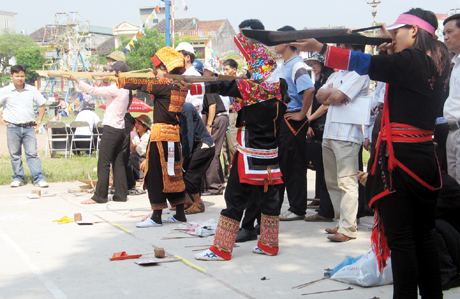 Lào Cai khai mạc Hội thi thể thao các dân tộc thiểu số toàn quốc lần thứ 8 năm 2013 khu vực I