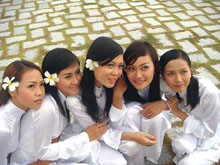 Các thí sinh tiếp tục tham gia vòng sơ khảo cuộc thi Hoa hậu Du lịch Việt Nam 2008