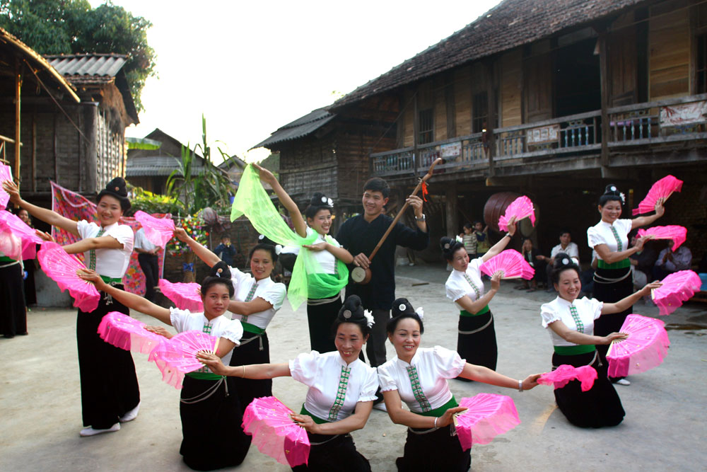 Lễ hội Hoa ban của người Thái